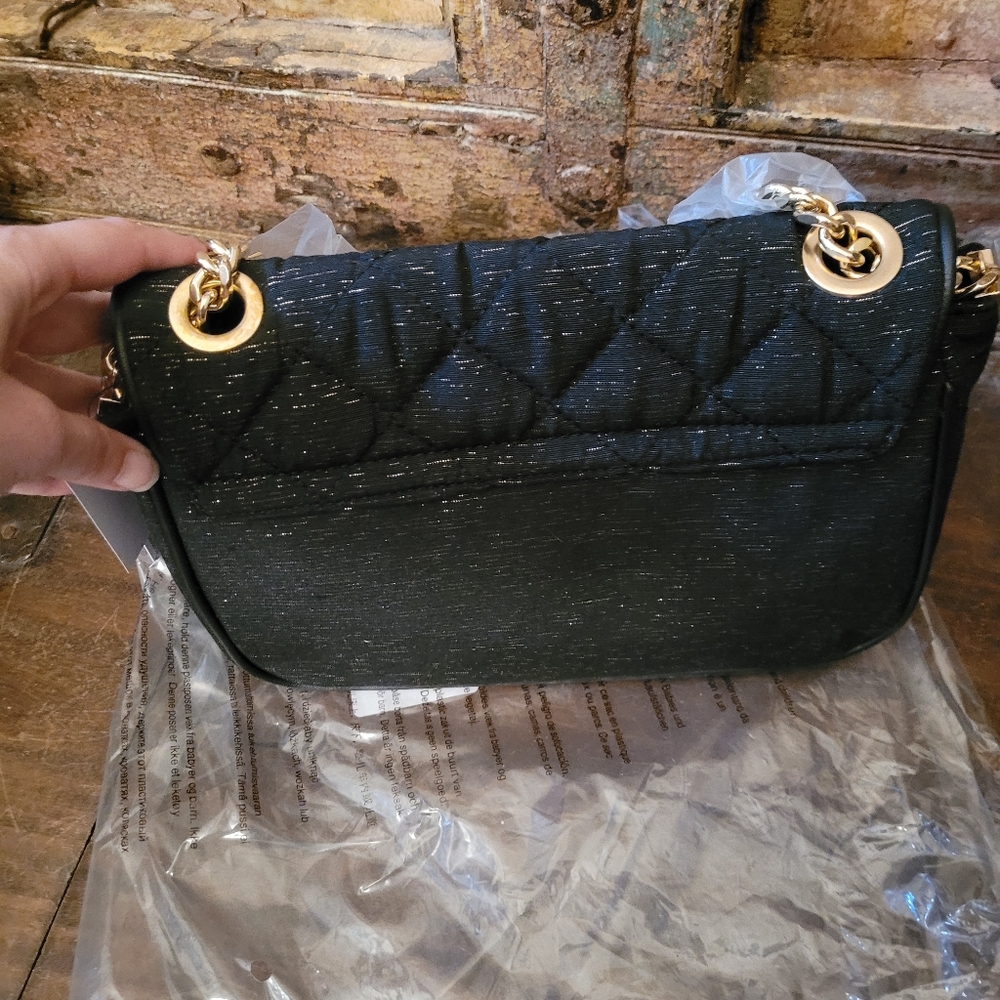 NEW black & gold quilted purse - Picture 3 of 5